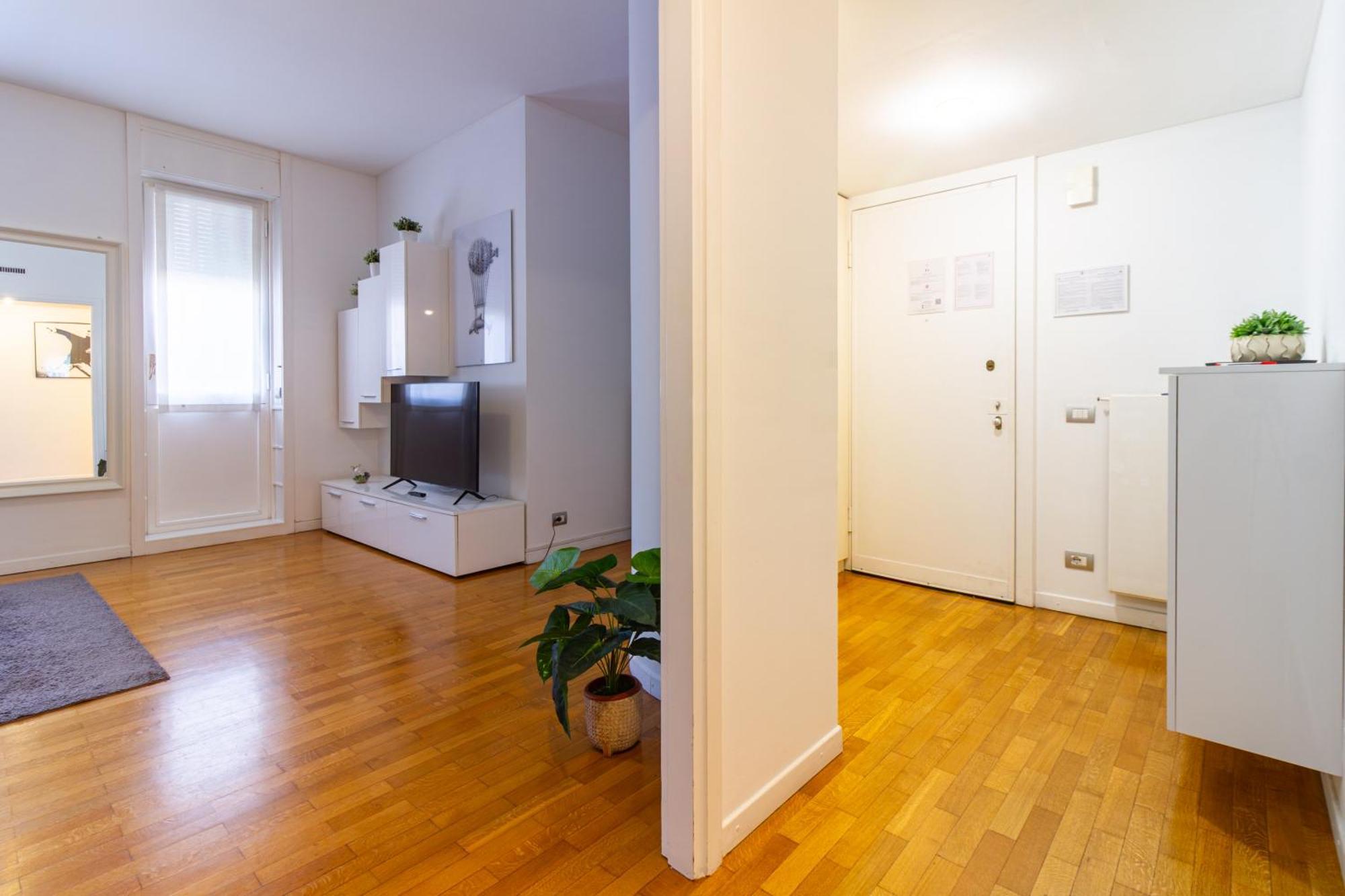 Milan Royal Suites - Centro Cadorna, Milan